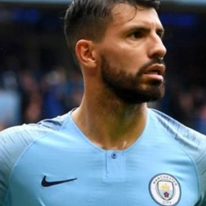 狗子28官方网站- 沃特金斯状态火热，跻身英超射手榜前三  