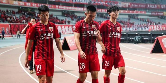  达姆施塔特主场憾平劲旅，错失缩小分差良机